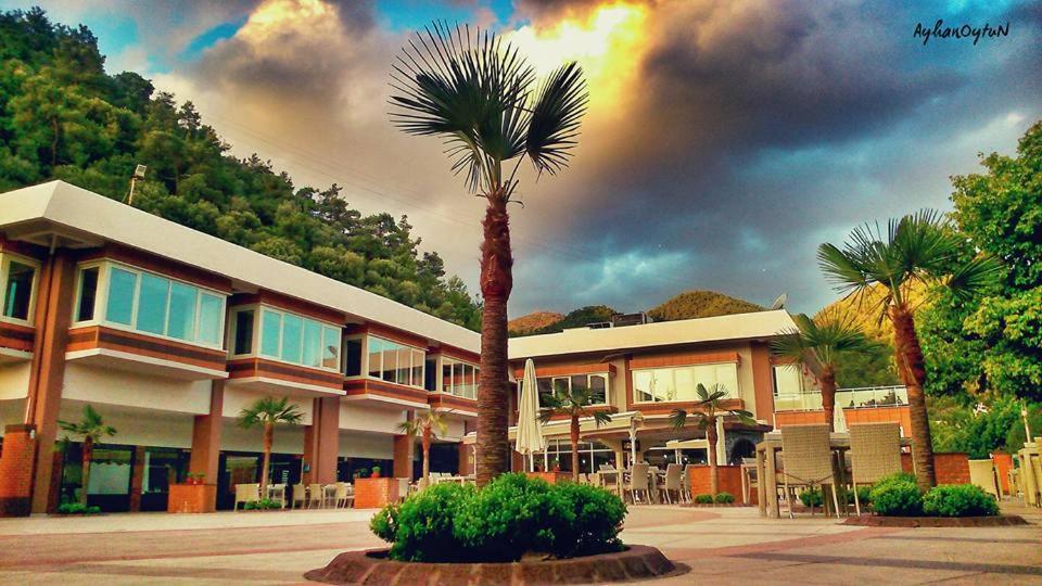 Balcova Termal Hotel Izmir Exteriör bild
